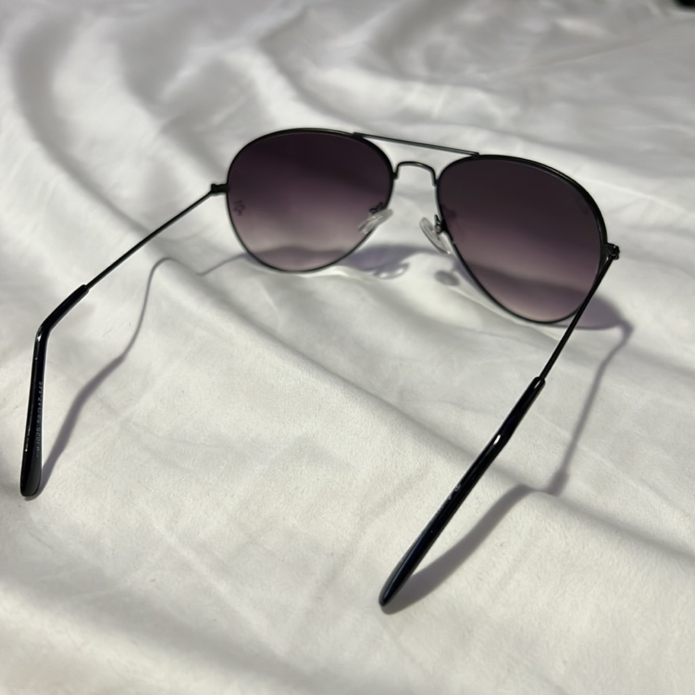 Ray Ban - Picture 2 of 3